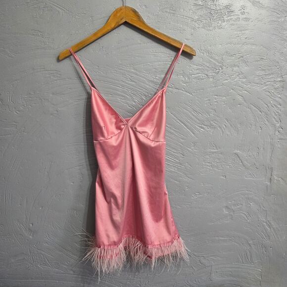 Fashion Nova Women's Pink with Feather Trim on Bottom Intimate Sleepwear size M - Picture 1 of 6